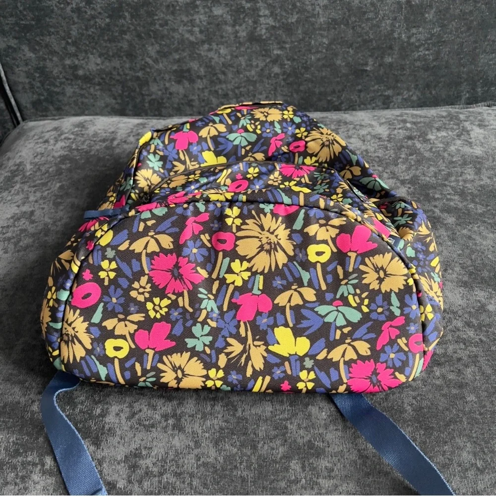 NWT GAP Floral Backpack - Picture 2 of 8